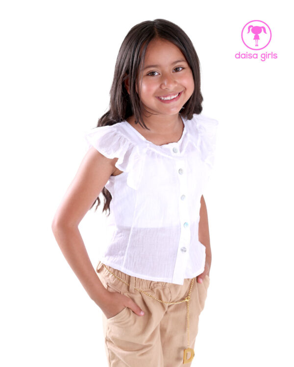 conjunto-lino-algodon-camisa-blanca-top-silueta-wide-leg-pantalon-camel-cadena-correa-vista-frente-ropa-para-nina-daisa-girls-bogota-colombia