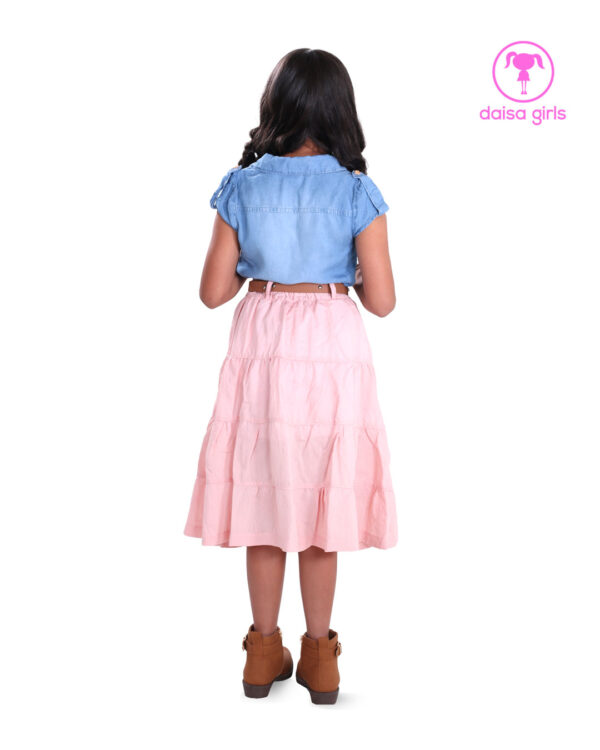 falda-algodon-jaspe-maxi-largo-pretina-encauchada-pasadores-cortes-paneles-forro-curuba-camisa-jean-rigido-vista-espalda-ropa-para-nina-daisa-girls-bogota-colombia