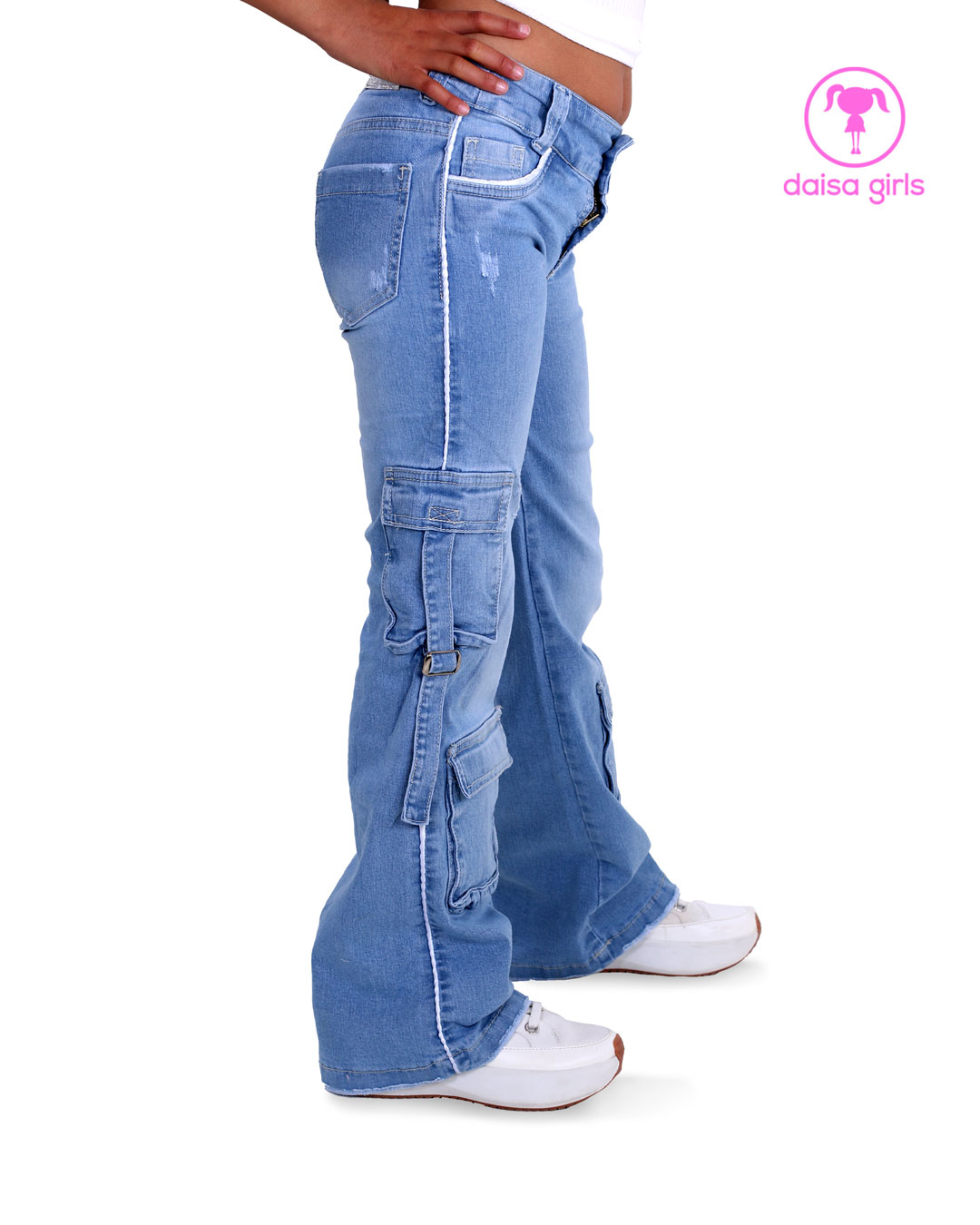 pantalon-jean-licrado-cargo-silueta-flare-azul-medio-vista-lateral-ropa-para-nina-daisa-girls-bogota-colombia
