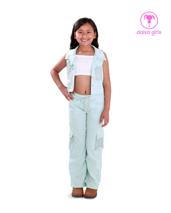 camisa-lino-crop-top-cuello-sport-botones-bolsillos-sisa-pantalon-palazzo-pretina-caucho-cargo-tapas-verde-ropa-para-nina-daisa-girls-bogota-colombia