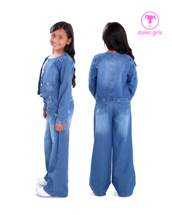 conjunto-jean-rigido-chaqueta-corta-escote-redondo-botones-bolsillos-pantalon-palazzo-flare-encauchado-pliegues-azul-medio-blanco-ropa-para-nina-daisa-girls-bogota-colombia-3