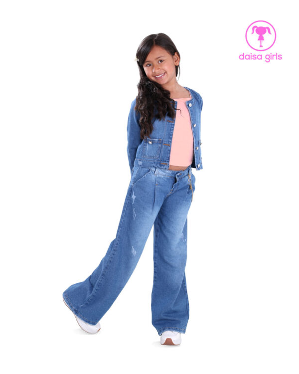 conjunto-jean-rigido-chaqueta-corta-escote-redondo-botones-bolsillos-pantalon-palazzo-flare-encauchado-pliegues-azul-medio-salmon-ropa-para-nina-daisa-girls-bogota-colombia
