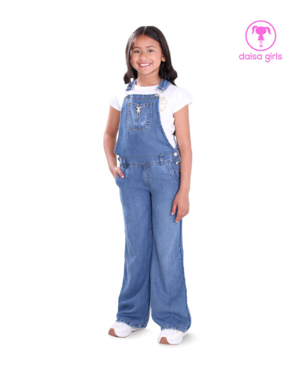 peto-pantalon-jean-rigido-tiras-palazzo-flare-bolsillos-cargo-tapa-caucho-azul-medio-camiseta-blanco-ropa-para-nina-daisa-girls-bogota-colombia